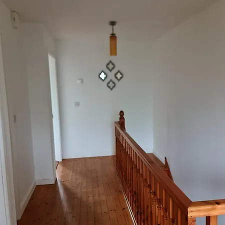 Ally's Townhouse In