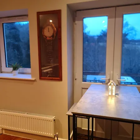 דירה Ally's Townhouse In