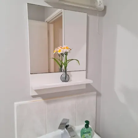 דירה Ally's Townhouse In